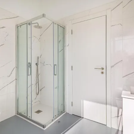 Apartment Succeed Campo Pequeno Lisbon
